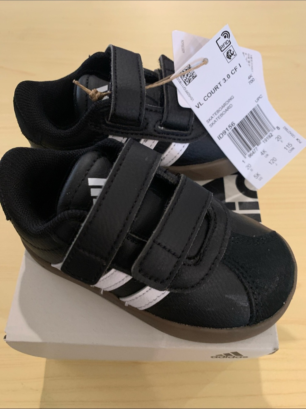Adidas sneakers new